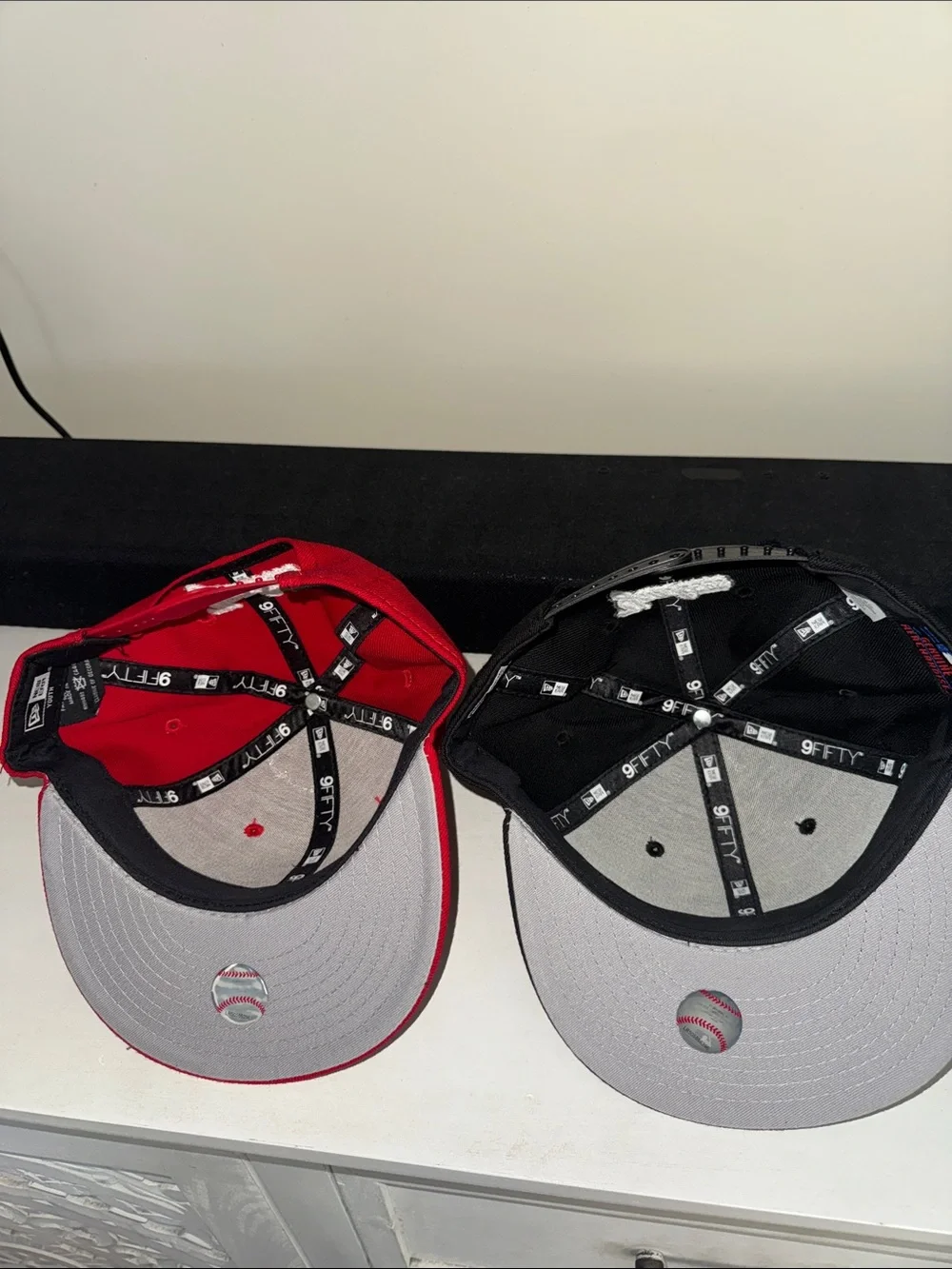 New Era Youth New York Yankees Caps in Red & Black (Duo)